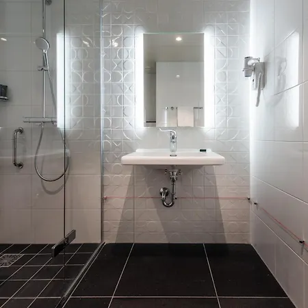 YAYS Amsterdam Docklands Aparthotel Buitenkant foto