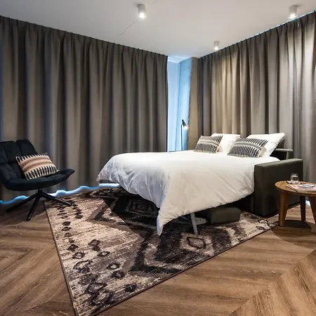 YAYS Amsterdam Docklands Aparthotel Buitenkant foto